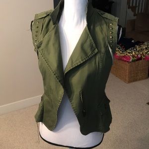 Army green vest